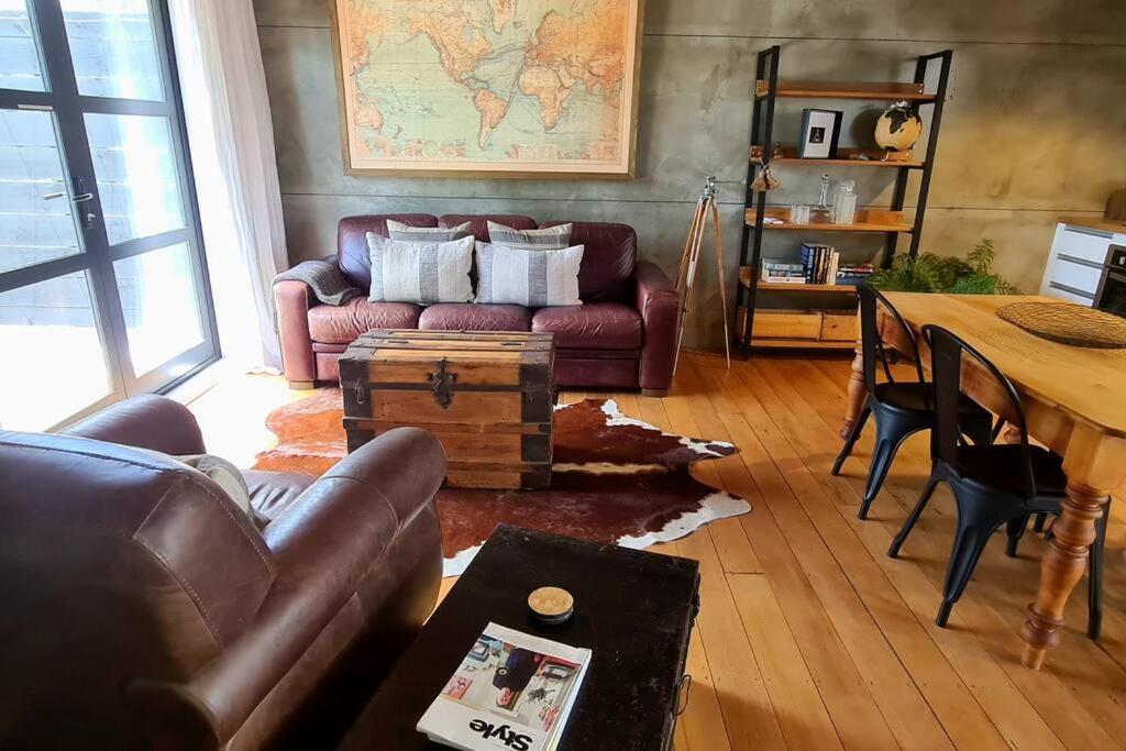 Apartment 4 - Haddin Court - Chic Ny Loft Style Бленхайм Екстериор снимка